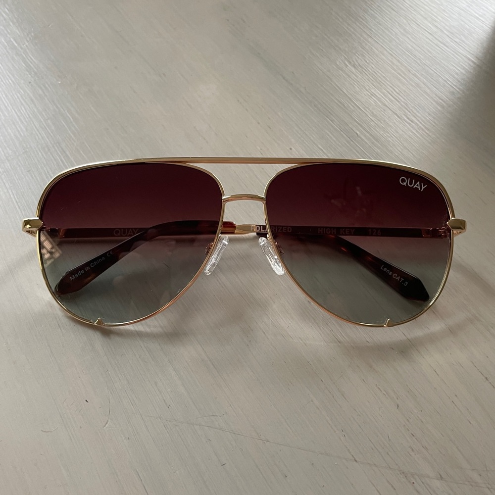 Quay High Key Polarized aviators